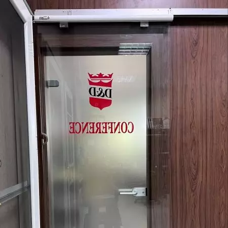 ตัวปิดประตูบานเลื่อน 6SDC สำหรับประตูกระจกไร้กรอบ